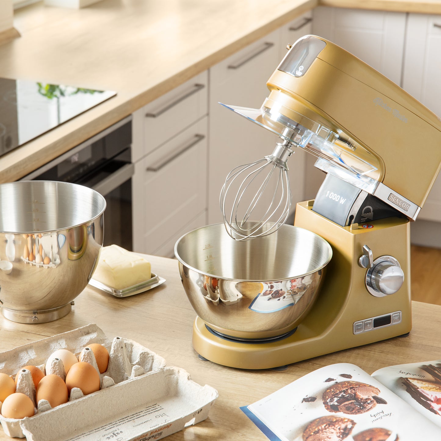 Batidora Pedestal Metalizada Beige Sencor